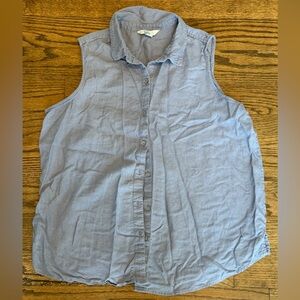 Croft & Barrow Light Blue Sleeveless Button-Down Shirt, Large